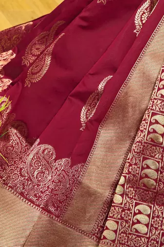 Maroon silk blend banarasi saree with unstitched blouse piece