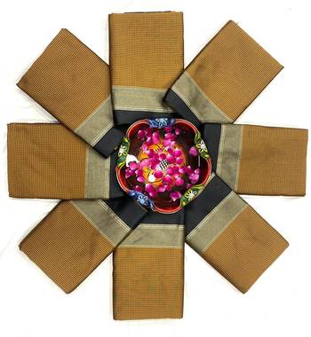 Yellow black silk blend banarasi saree with unstitched blouse piece 3