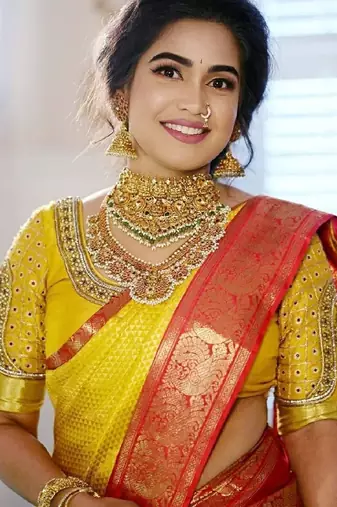 Yellow red silk blend banarasi saree with unstitched blouse piece