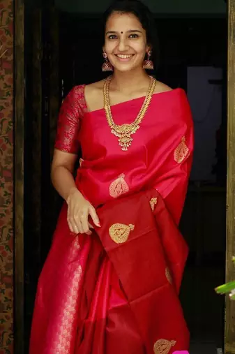 Red soft silk blend banarasi jacuard work designer party wear saree with unstitched blouse piece