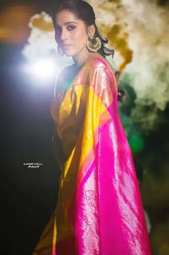 Yellow pink silk blend banarasi saree with unstitched blouse piece