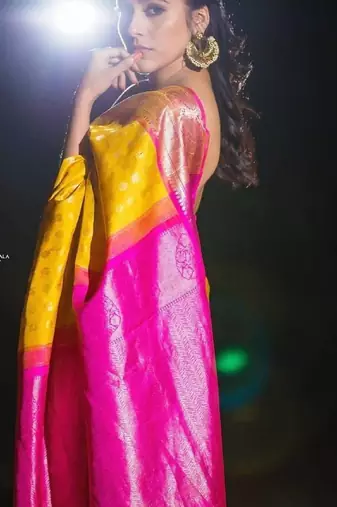 Yellow pink silk blend banarasi saree with unstitched blouse piece