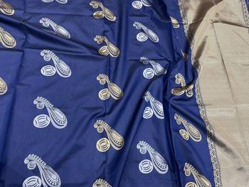 Blue silk blend banarasi saree with unstitched blouse piece 3