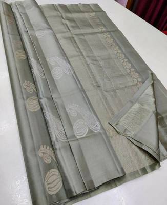 Grey silk blend banarasi saree with unstitched blouse piece 2