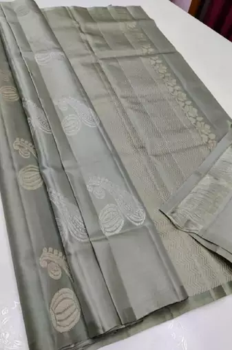 Grey silk blend banarasi saree with unstitched blouse piece