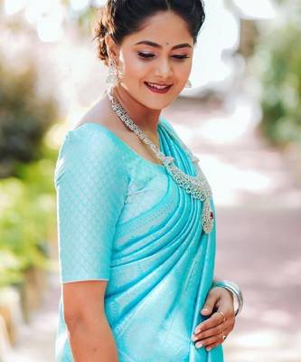 Sky blue silk blend banarasi saree with unstitched blouse piece 3