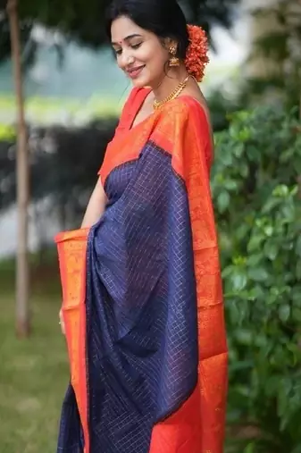 Blue red silk blend banarasi saree with unstitched blouse piece