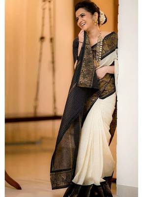 White black silk blend banarasi saree with unstitched blouse piece 4