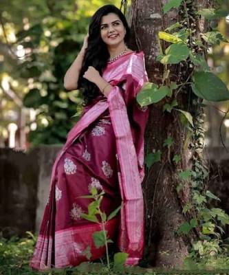 White pink silk blend banarasi saree with unstitched blouse piece 2