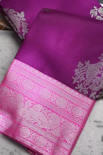 White pink silk blend banarasi saree with unstitched blouse piece