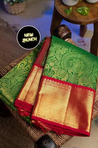 Green red silk blend banarasi saree with unstitched blouse piece