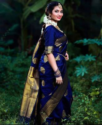 Blue silk blend banarasi saree with unstitched blouse piece 3