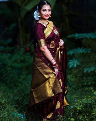 Wine silk blend banarasi saree with unstitched blouse piece 3