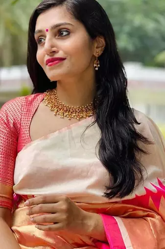 Off white pink soft silk blend banarasi jacuard work designer party wear saree with unstitched blouse piece