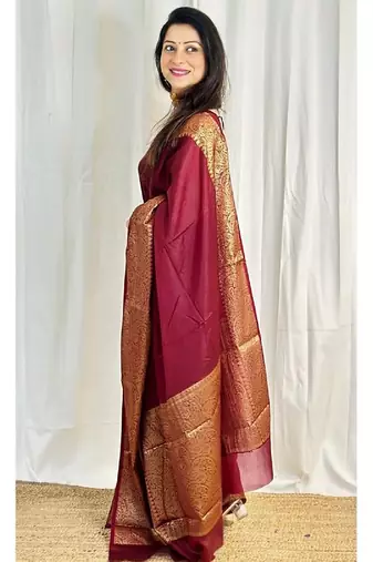 Maroon silk blend banarasi saree with unstitched blouse piece