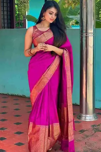 Pink silk blend banarasi saree with unstitched blouse piece