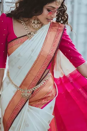 White pink silk blend banarasi saree with unstitched blouse piece