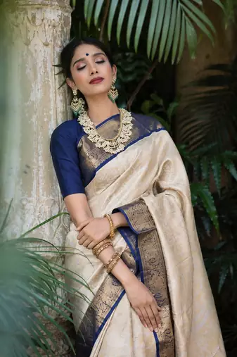 Blue white silk blend banarasi saree with unstitched blouse piece