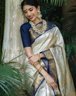 Blue white silk blend banarasi saree with unstitched blouse piece 4