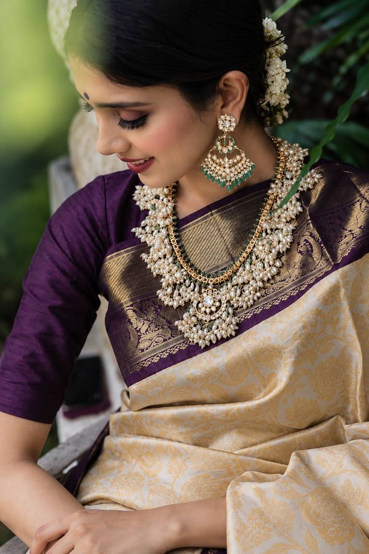 Wine white silk blend banarasi saree with unstitched blouse piece