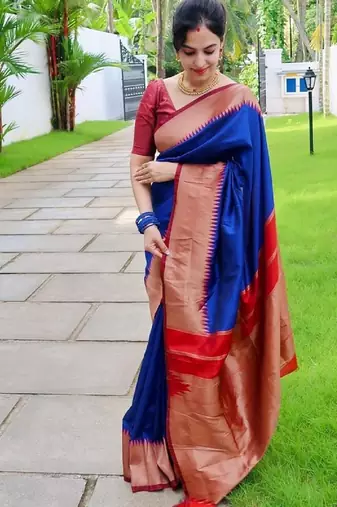 Blue white silk blend banarasi saree with unstitched blouse piece