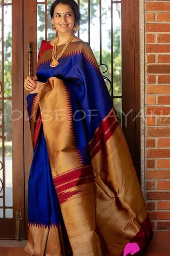 Blue white silk blend banarasi saree with unstitched blouse piece