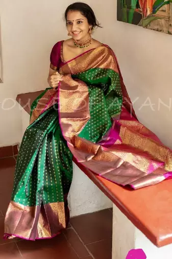 Green pink silk blend banarasi saree with unstitched blouse piece
