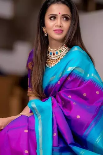 Wine rama silk blend banarasi saree with unstitched blouse piece