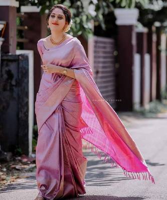 Pink silk blend banarasi saree with unstitched blouse piece 1
