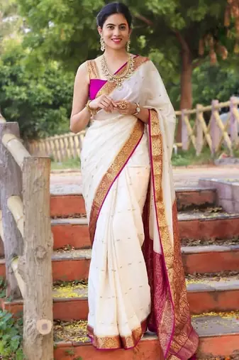 White pink silk blend banarasi saree with unstitched blouse piece