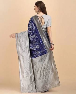 Blue grey silk blend banarasi saree with unstitched blouse piece 4
