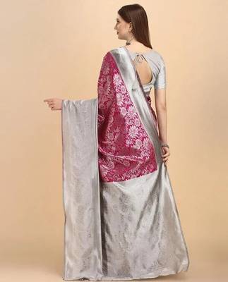 Pink grey silk blend banarasi saree with unstitched blouse piece 2