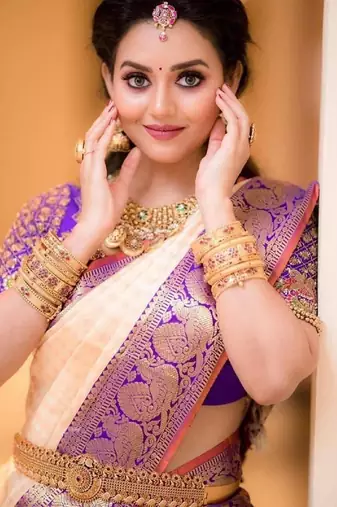 Peach purple silk blend banarasi saree with unstitched blouse piece