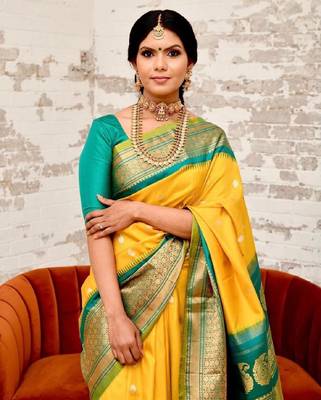 Yellow turquoise silk blend banarasi saree with unstitched blouse piece 3