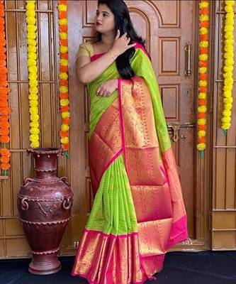 Parrot pink silk blend banarasi saree with unstitched blouse piece 1