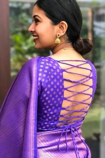 Blue silk blend banarasi saree with unstitched blouse piece
