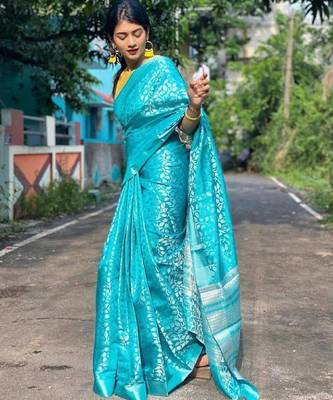 Sky blue silk blend banarasi saree with unstitched blouse piece 4