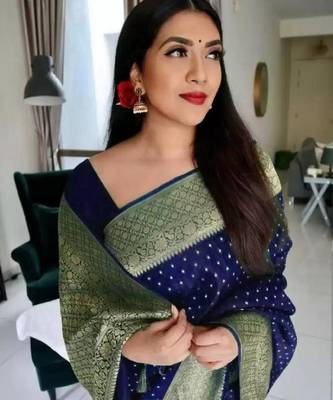 Blue silk blend banarasi saree with unstitched blouse piece 2