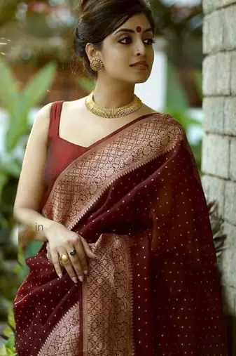 Maroon silk blend banarasi saree with unstitched blouse piece