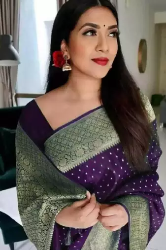 Wine silk blend banarasi saree with unstitched blouse piece