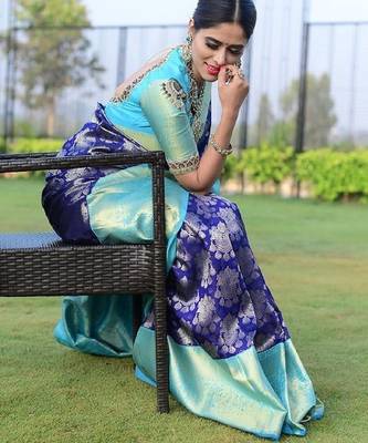 Blue turquoise silk blend banarasi saree with unstitched blouse piece 3
