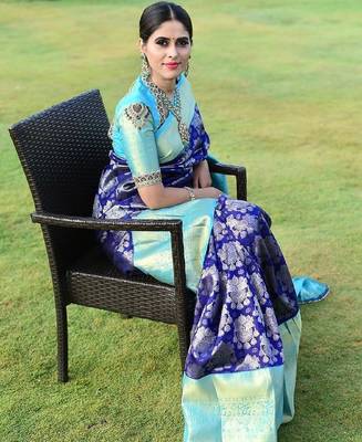 Blue turquoise silk blend banarasi saree with unstitched blouse piece 4