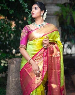 Parrote pink silk blend banarasi saree with unstitched blouse piece 2