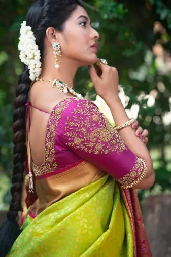 Parrote pink silk blend banarasi saree with unstitched blouse piece