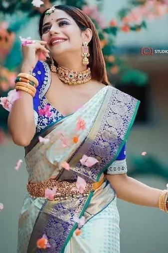 White blue silk blend banarasi saree with unstitched blouse piece