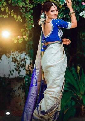 White blue silk blend banarasi saree with unstitched blouse piece 3