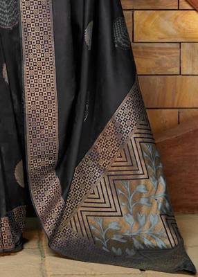 Black silk blend banarasi saree with unstitched blouse piece 3