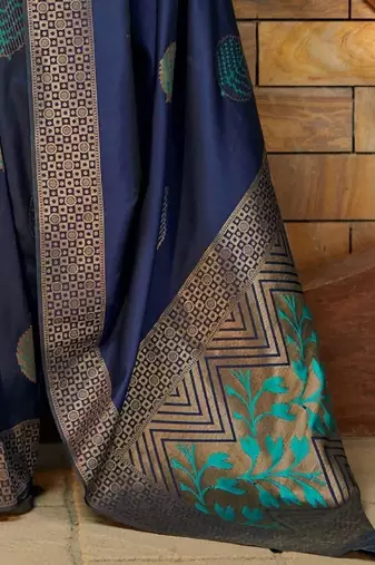 Blue silk blend banarasi saree with unstitched blouse piece