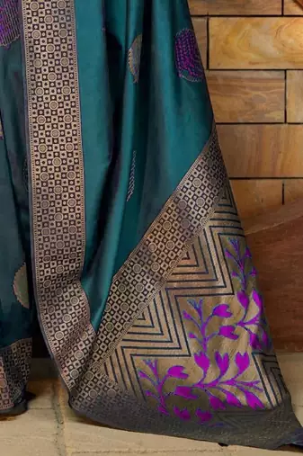 Turuoise silk blend banarasi saree with unstitched blouse piece