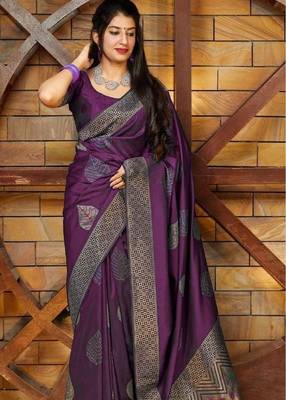 Wine silk blend banarasi saree with unstitched blouse piece 1